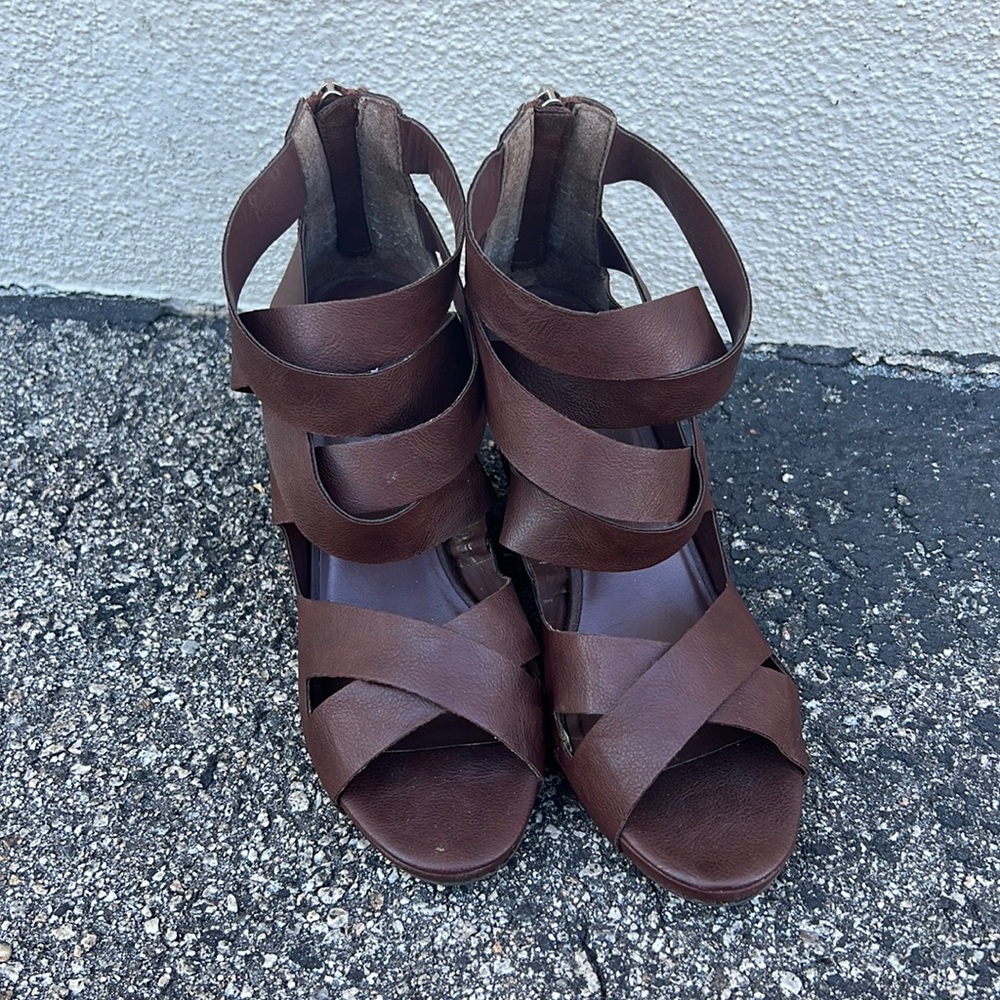 Mossimo chocolate wedges